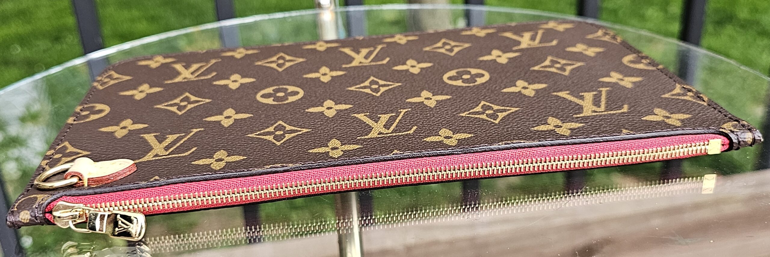 Neverfull Pouch Cherry Red Interior - Image 6