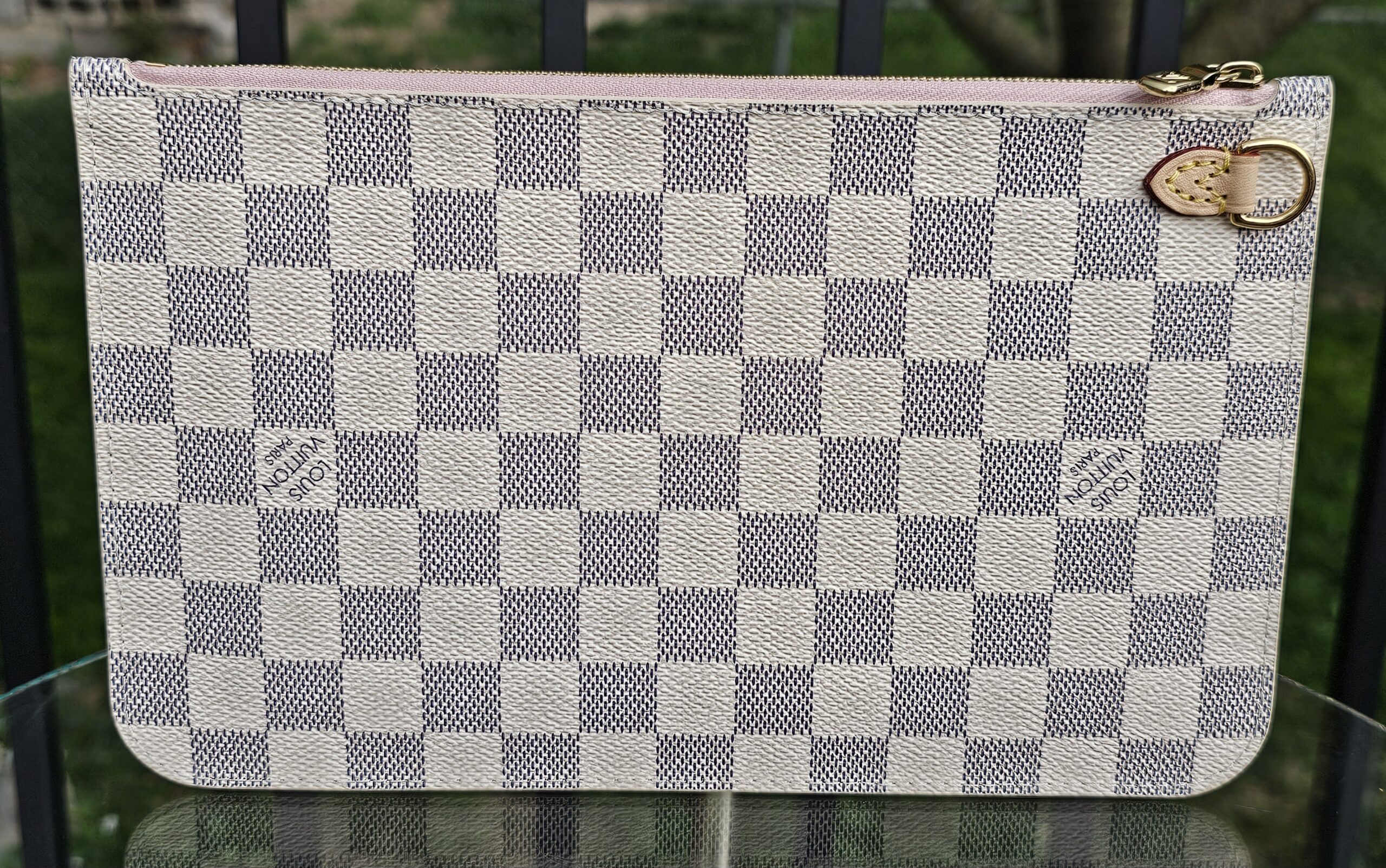 Neverfull Pouch Azur - Image 3