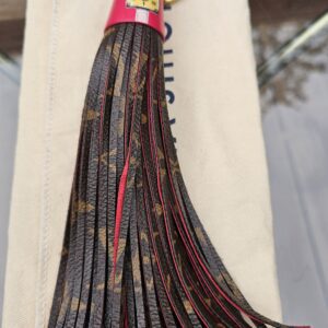 Summer Trunks Tassel Charm