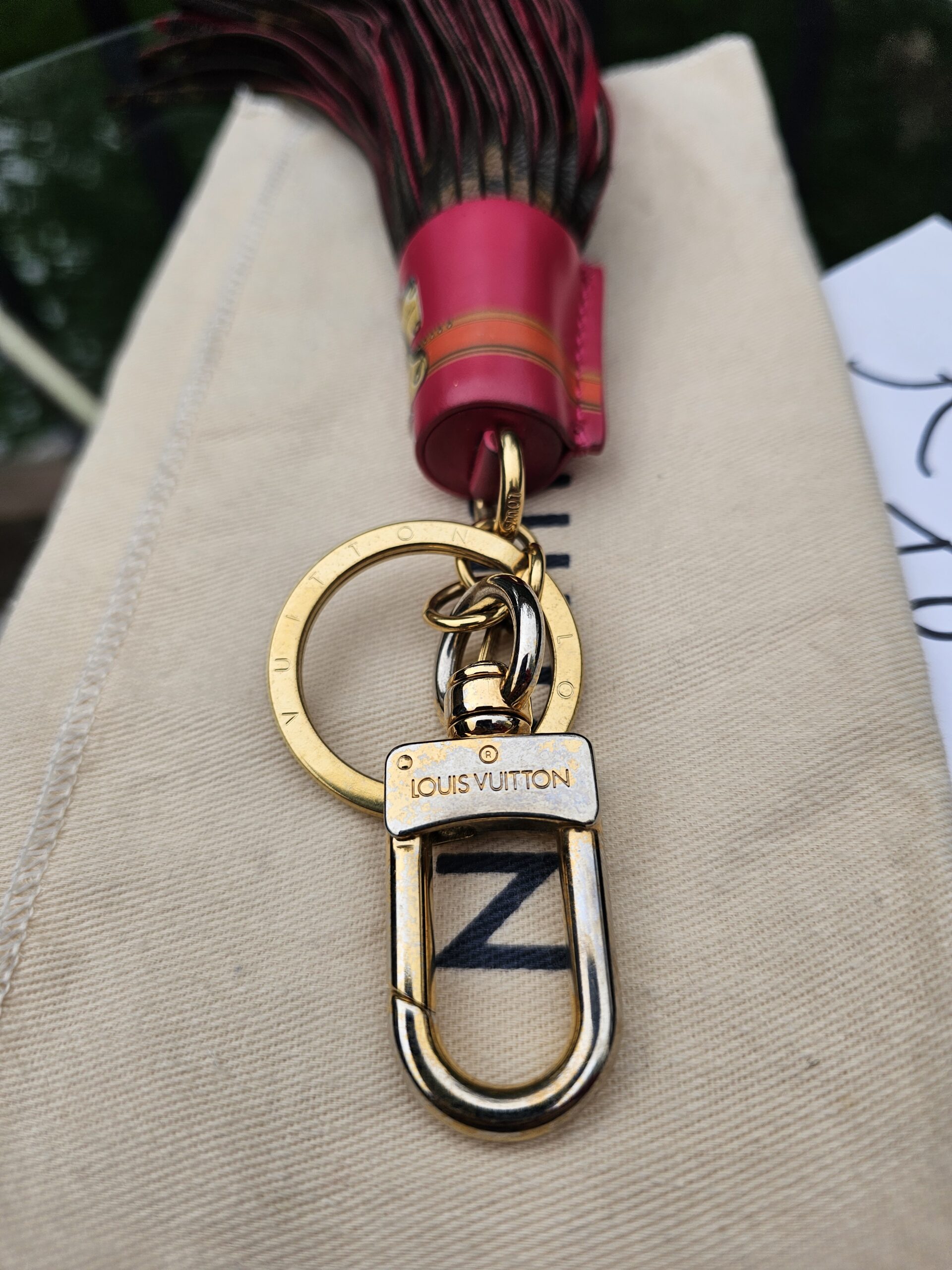 Summer Trunks Tassel Charm - Image 5