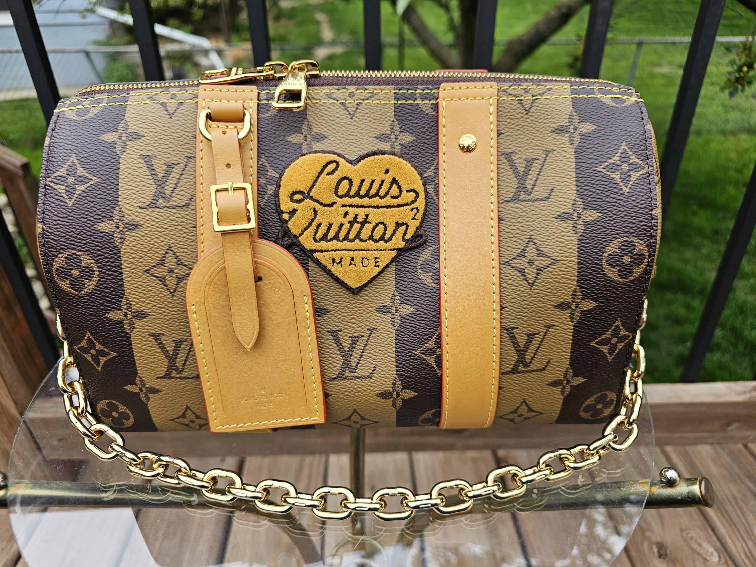 Gold Hardaware Shoulder Strap - Image 8