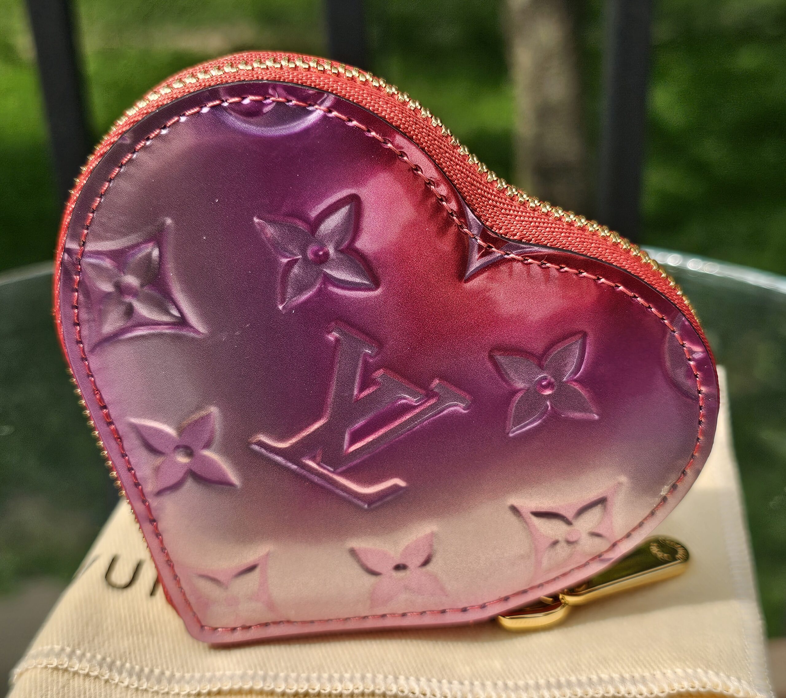 Heart Vernis Coin Pouch - Image 3