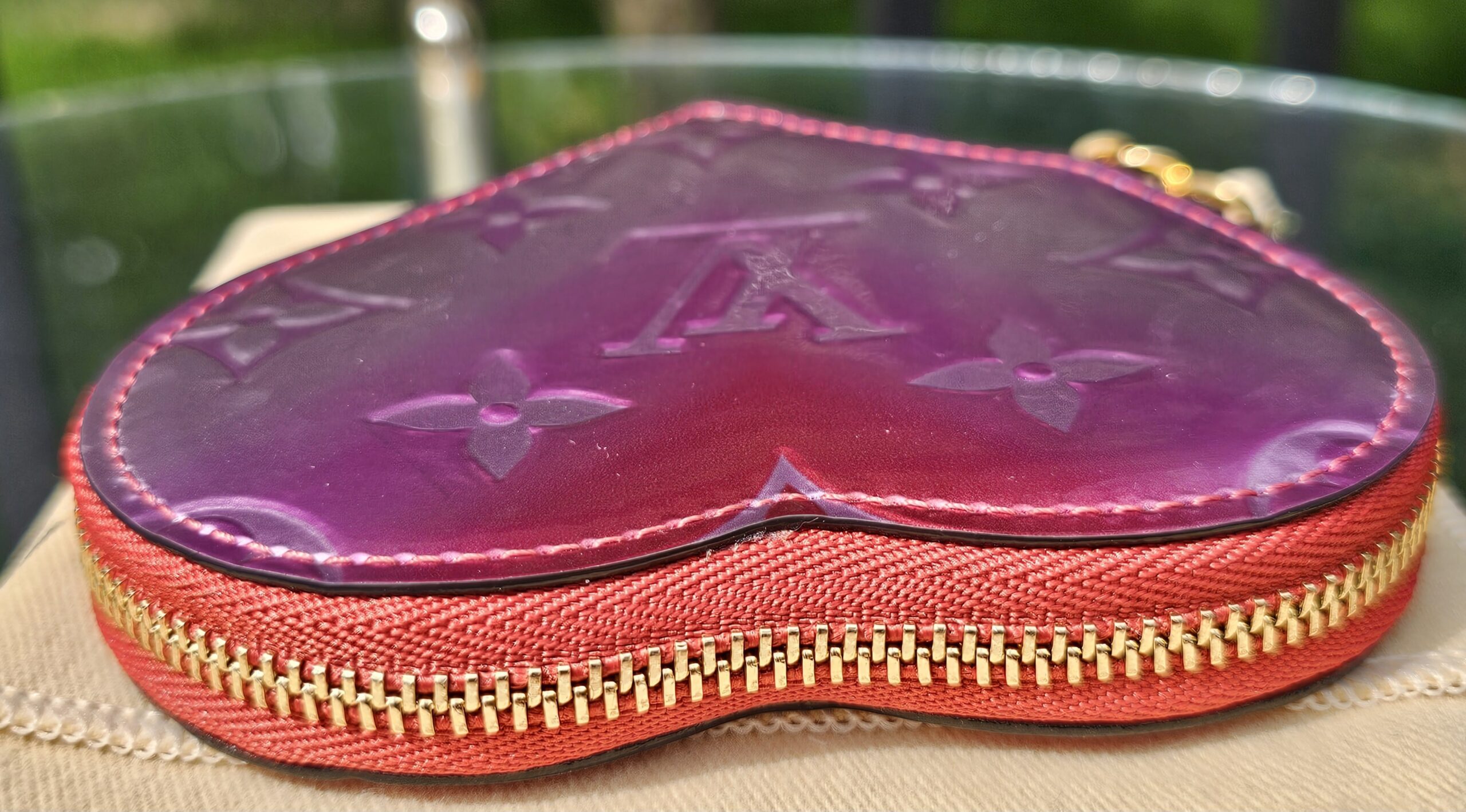 Heart Vernis Coin Pouch - Image 4