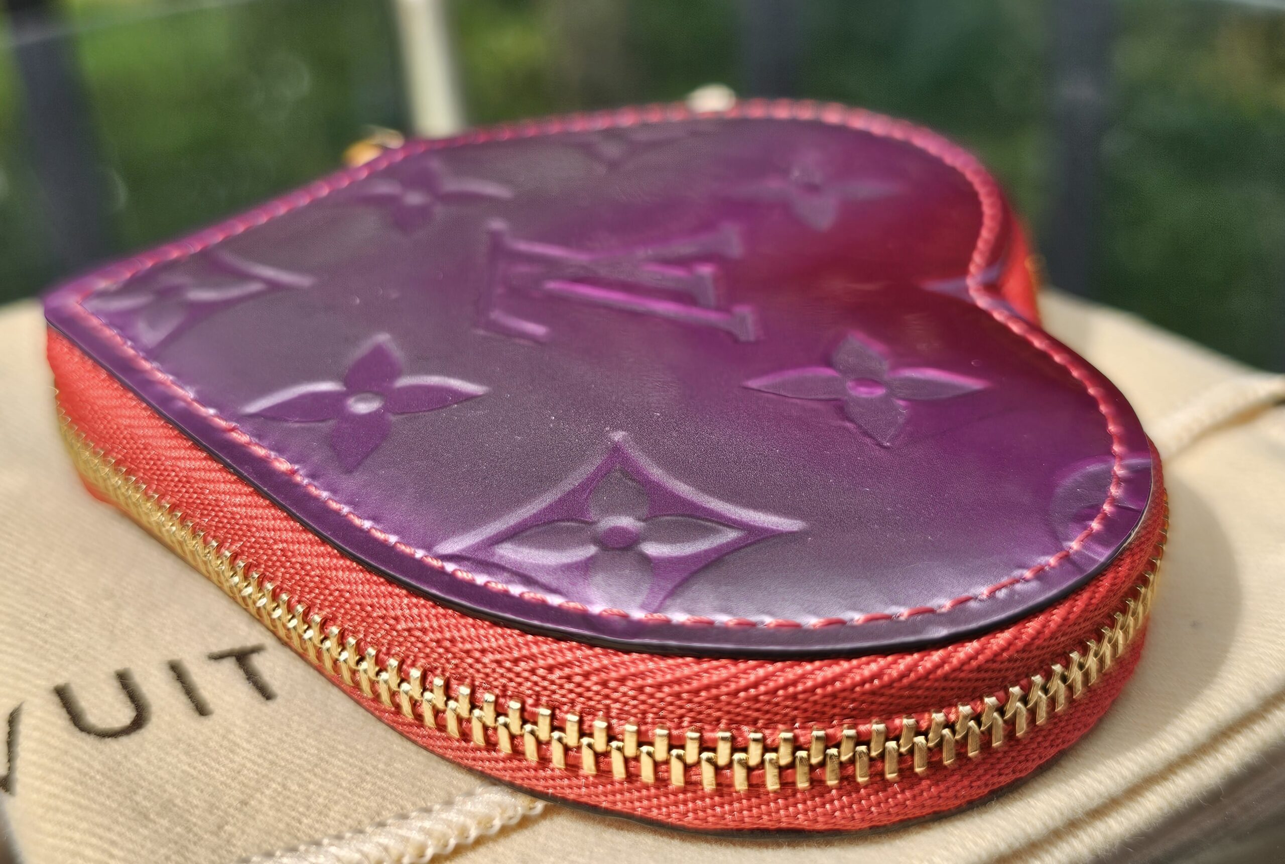 Heart Vernis Coin Pouch - Image 5