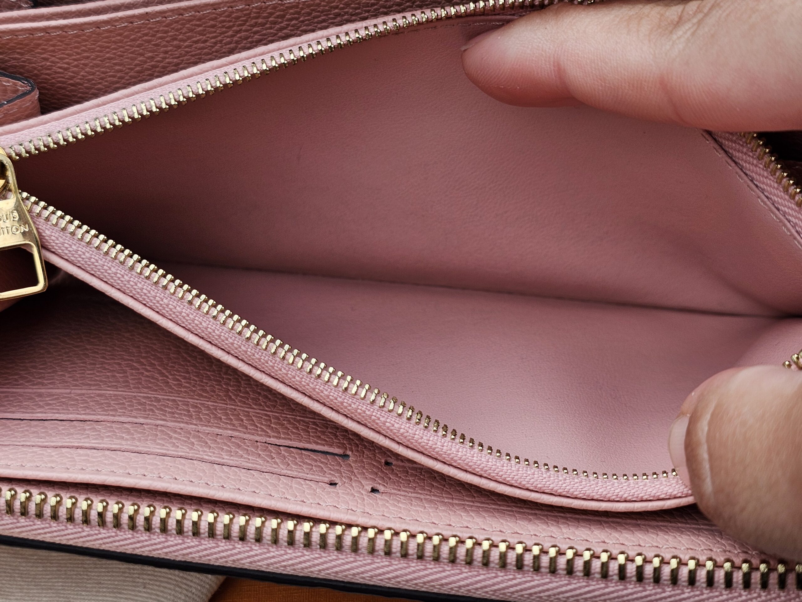 Zippy Wallet Pink Empriente - Image 17