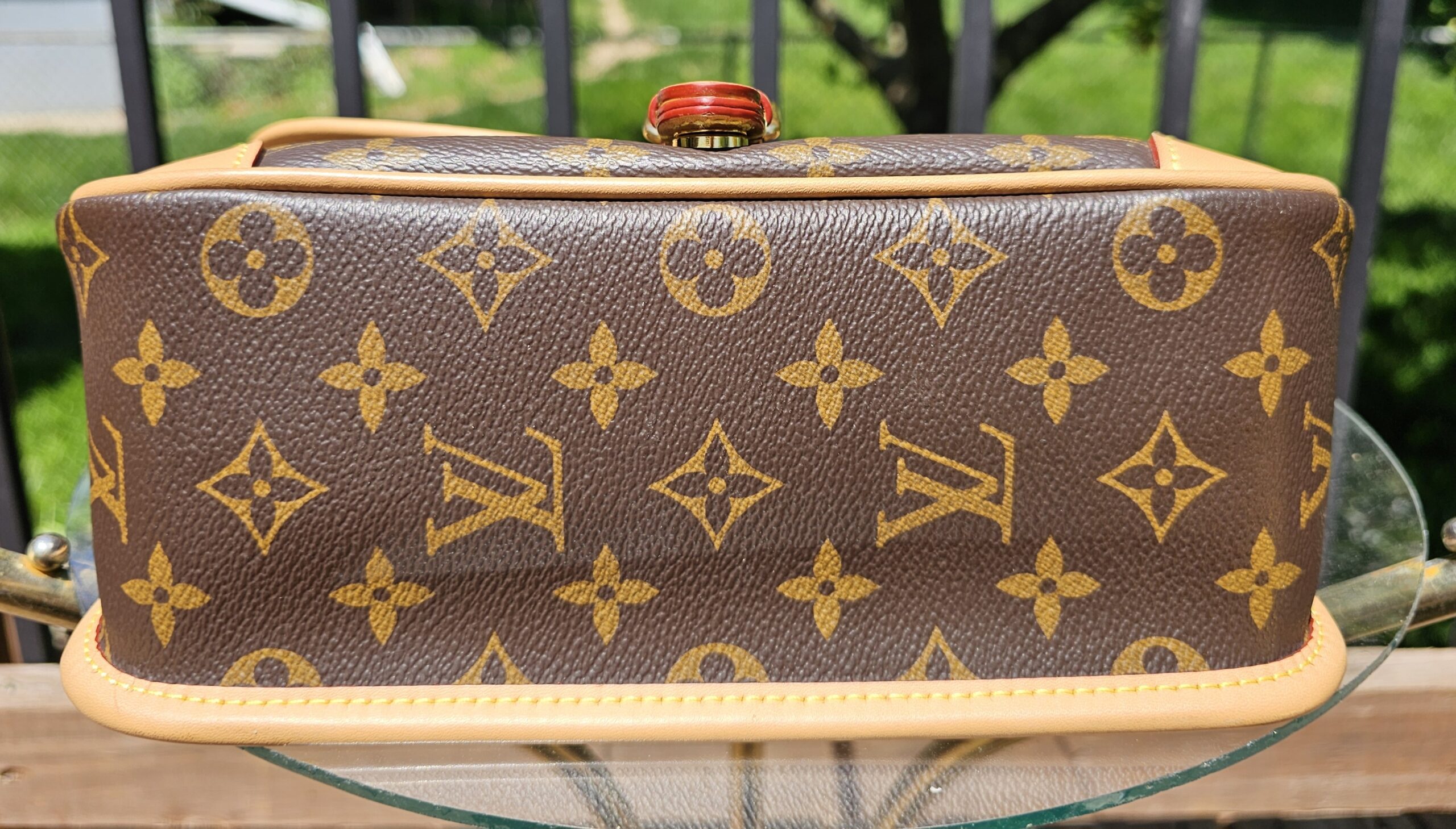 Monogram Diane - Image 7