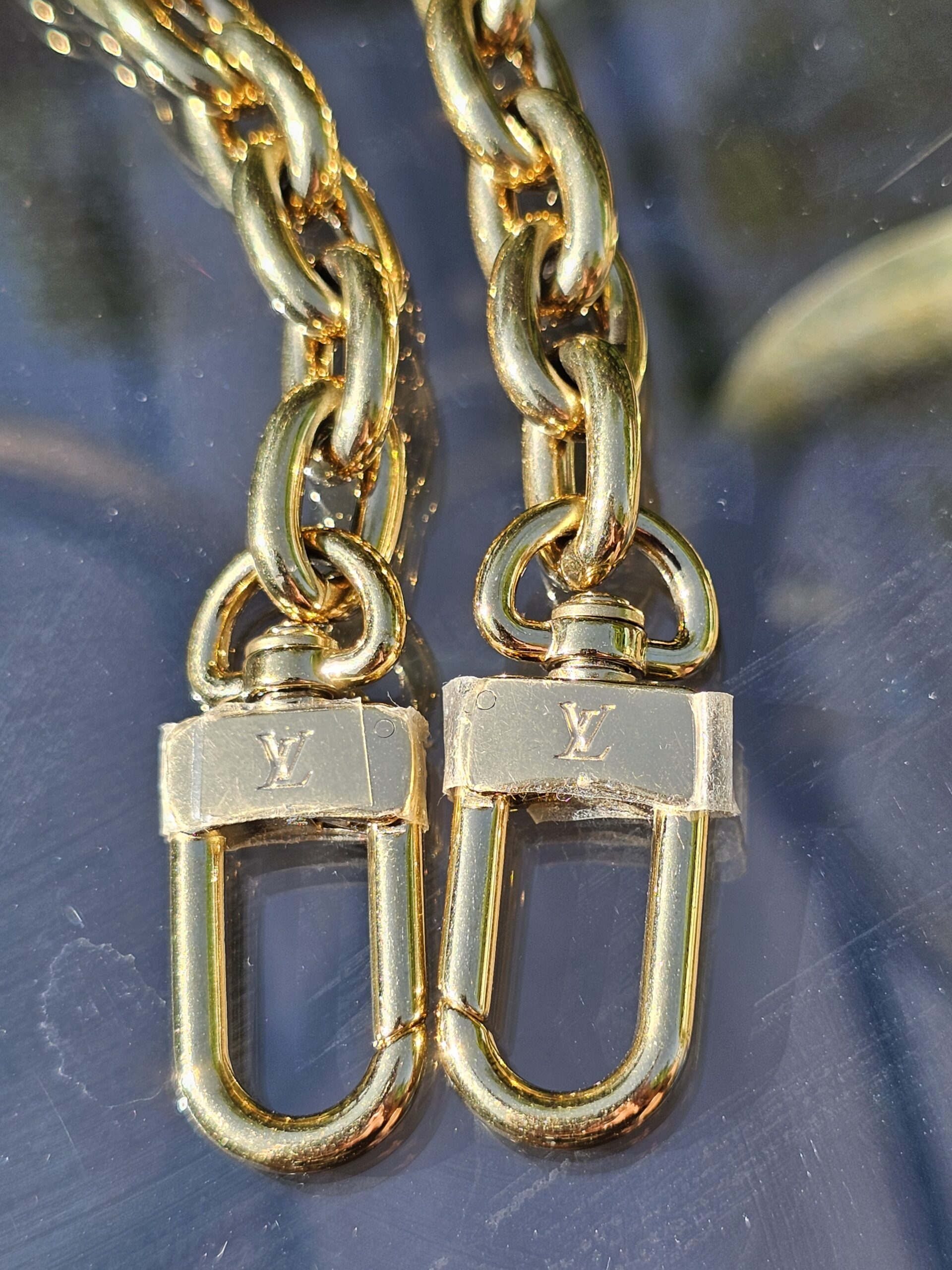 Gold hardware chain - Image 4