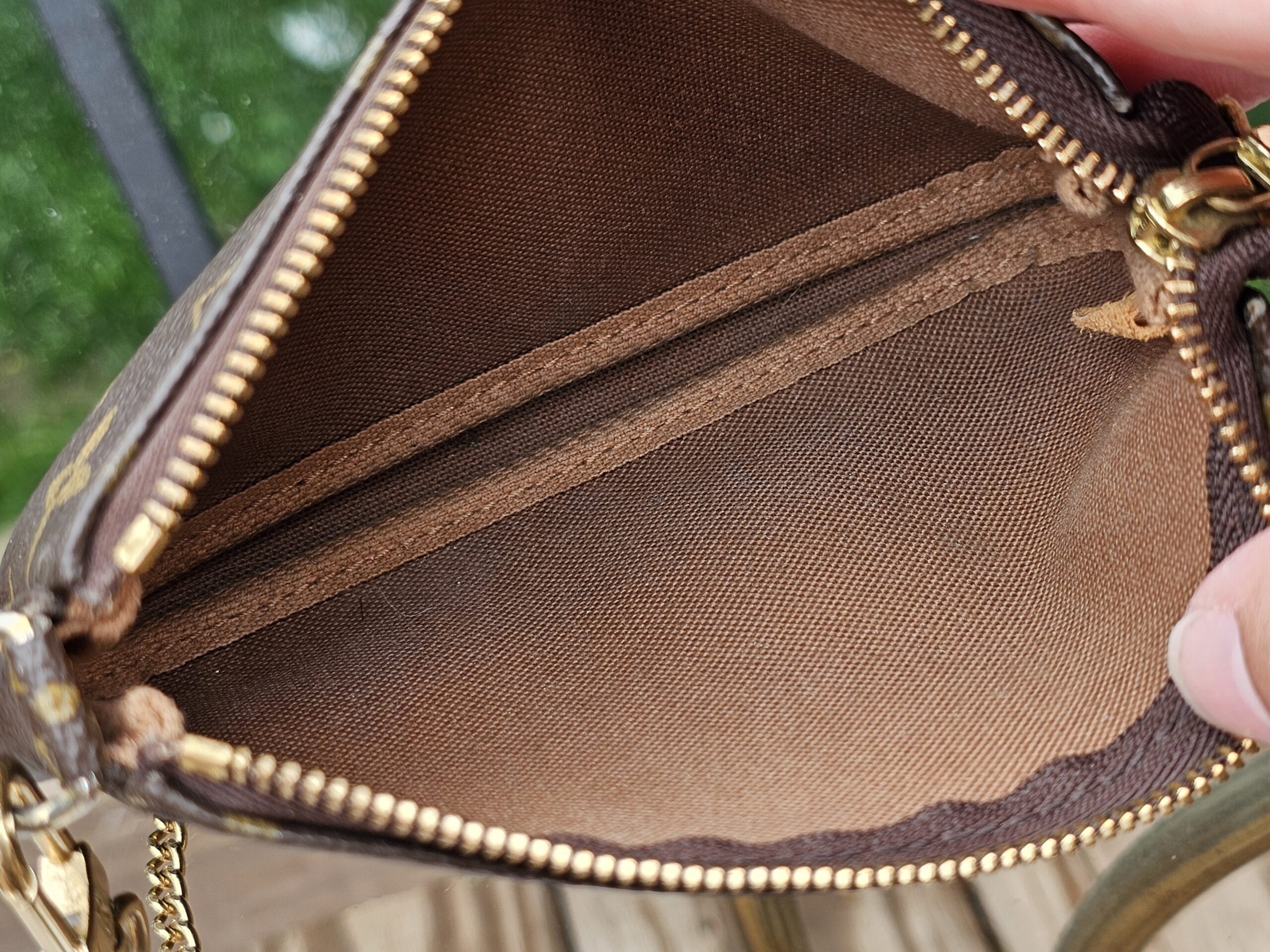 Mini Pochette Accessories - Image 12