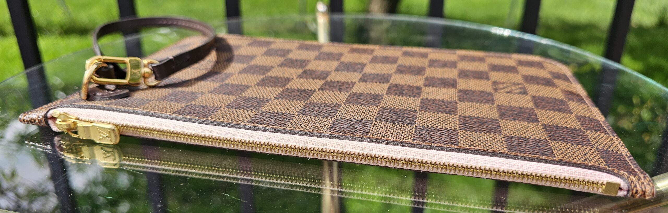 Neverfull Pouch MM/ GM DE Rose Ballerine Interior - Image 4