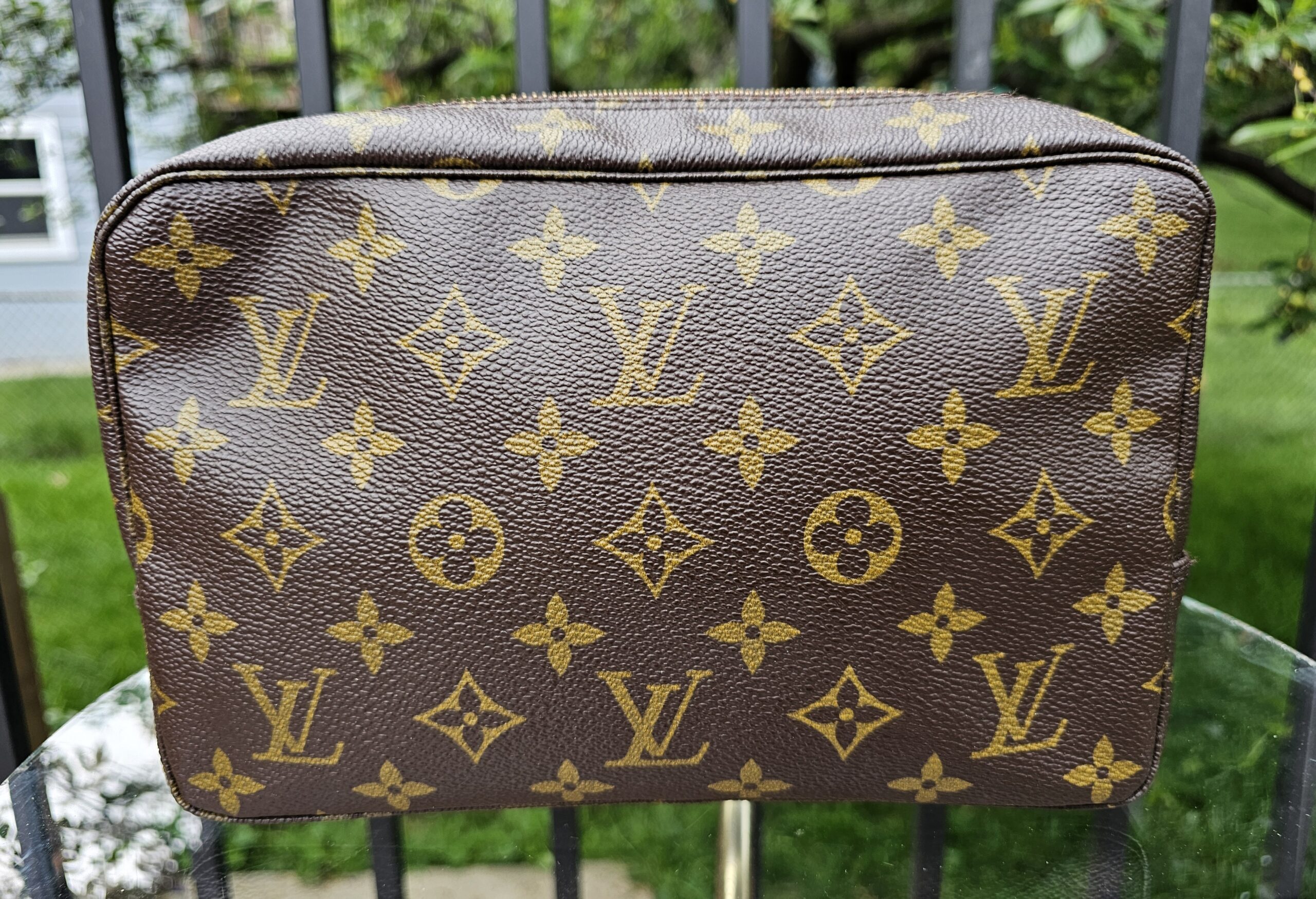 Trousse 23 MONOGRAM