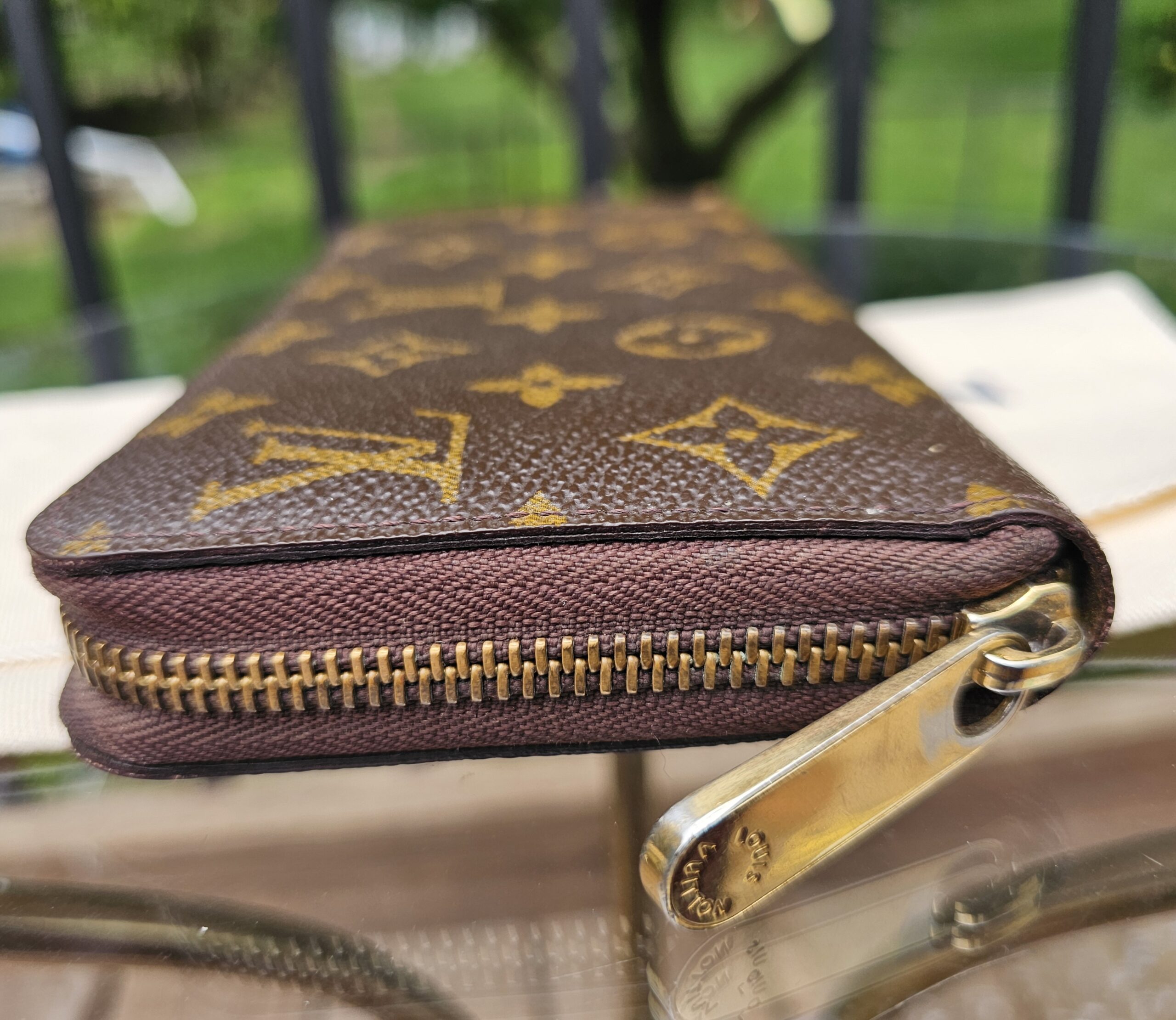 Zippy Wallet Monogram - Image 4