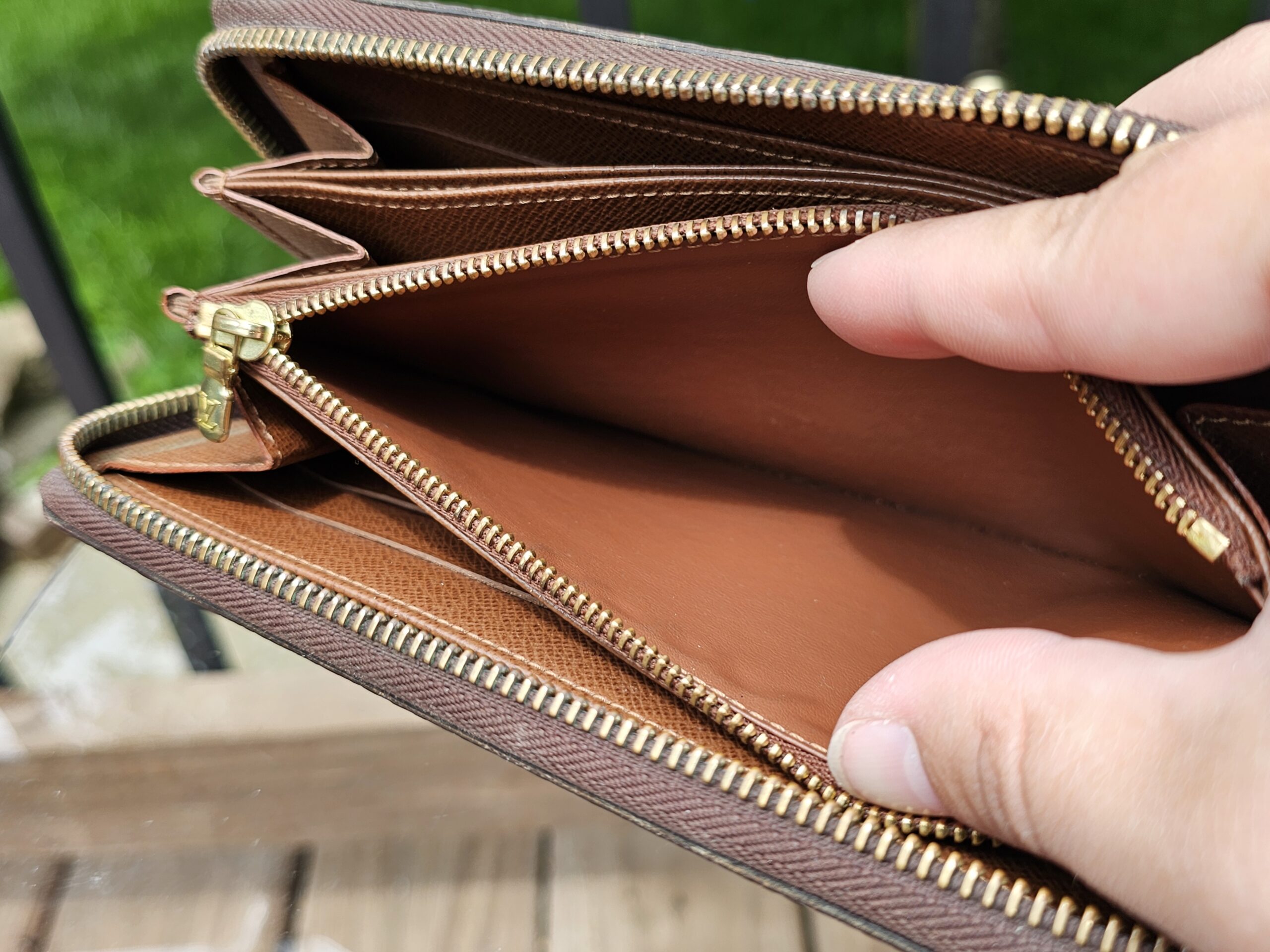 Zippy Wallet Monogram - Image 18