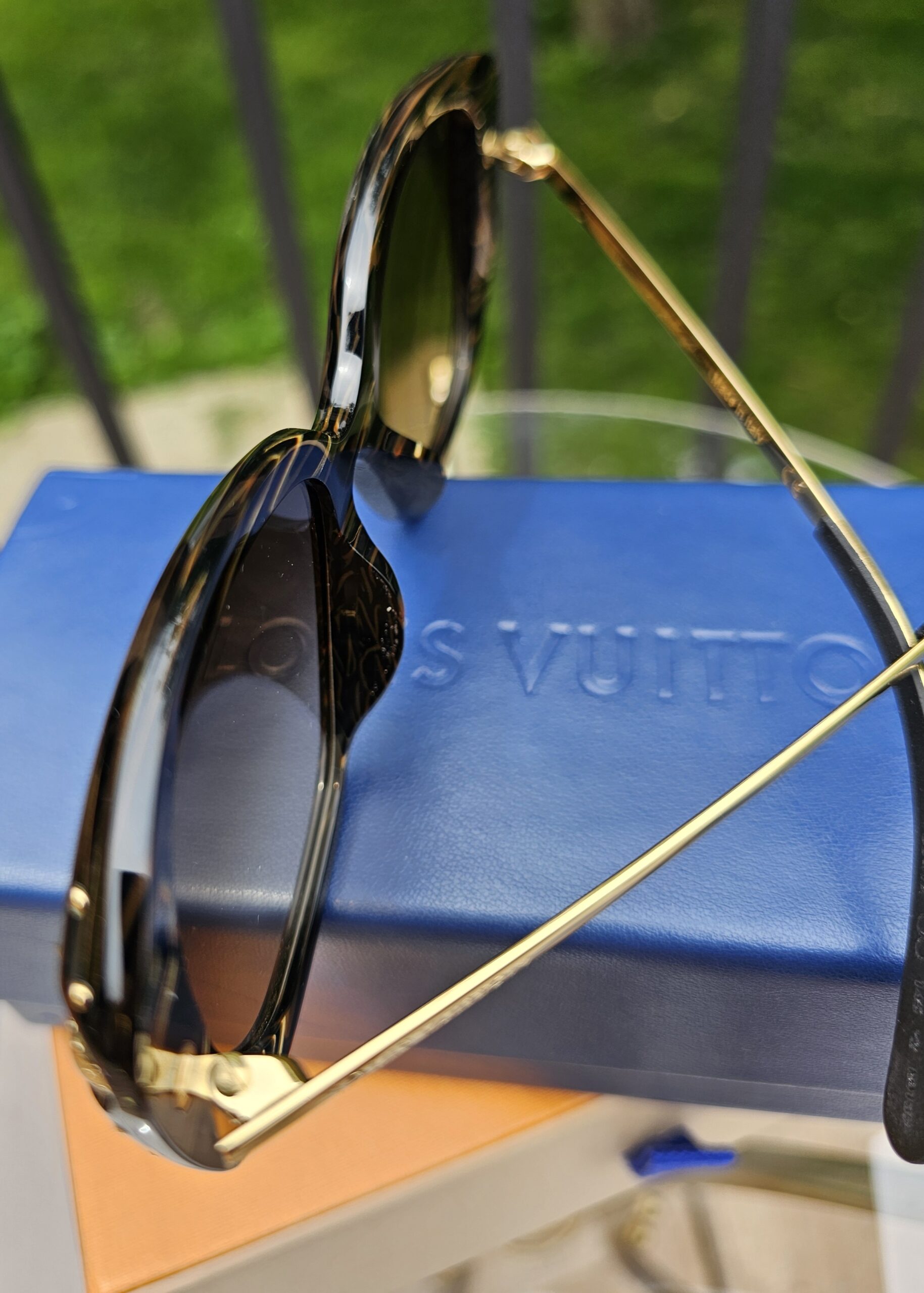 Tortoise Shell Acetate Studded Sunglasses - Image 5