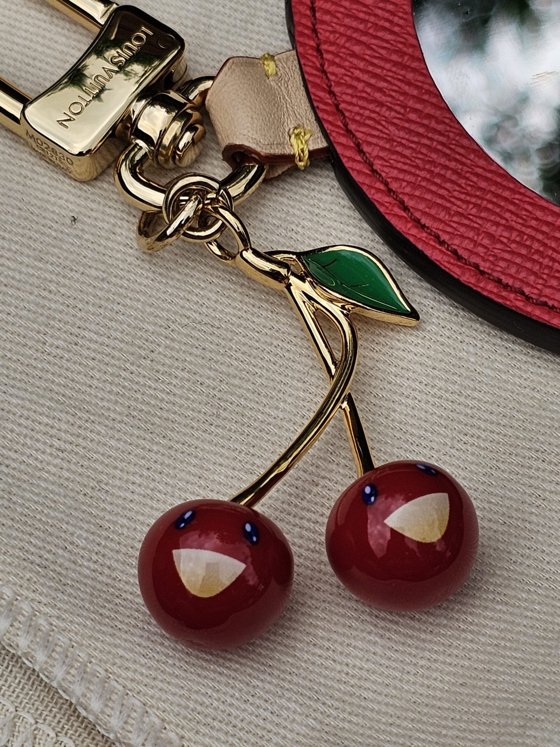 Cerise Mirror Charm - Image 4