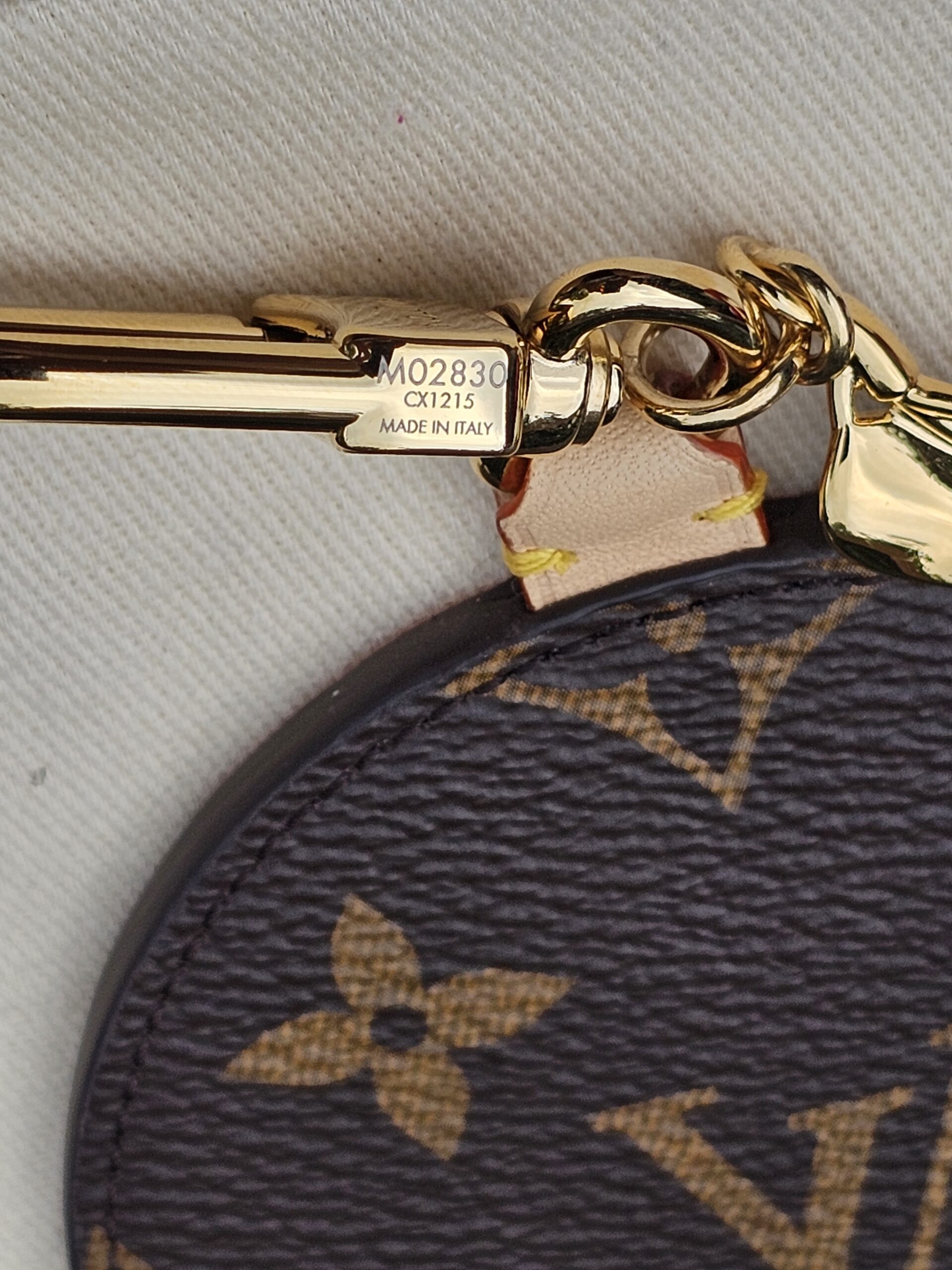 Cerise Mirror Charm - Image 7
