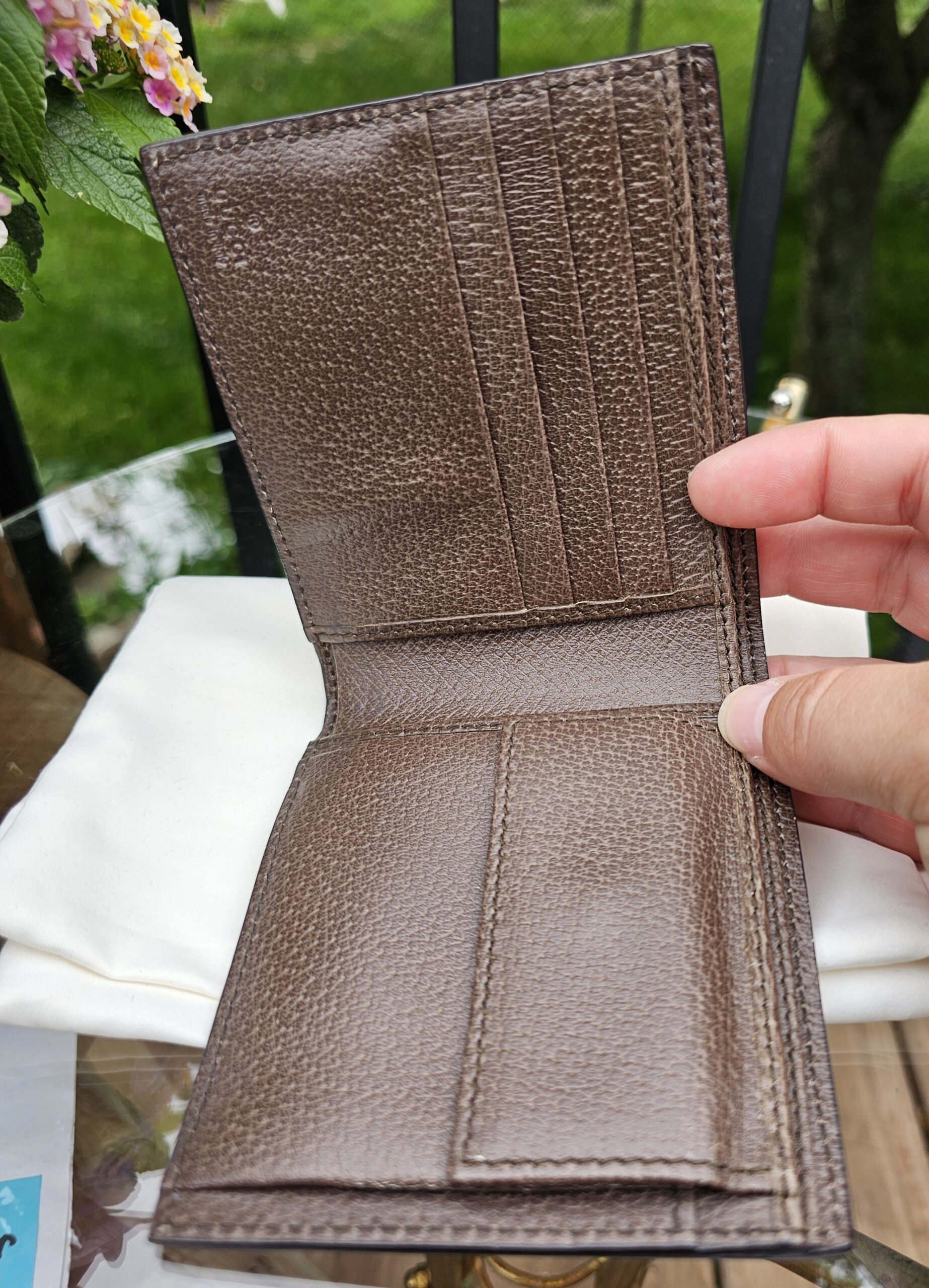 GG Supreme Bi Fold - Image 4