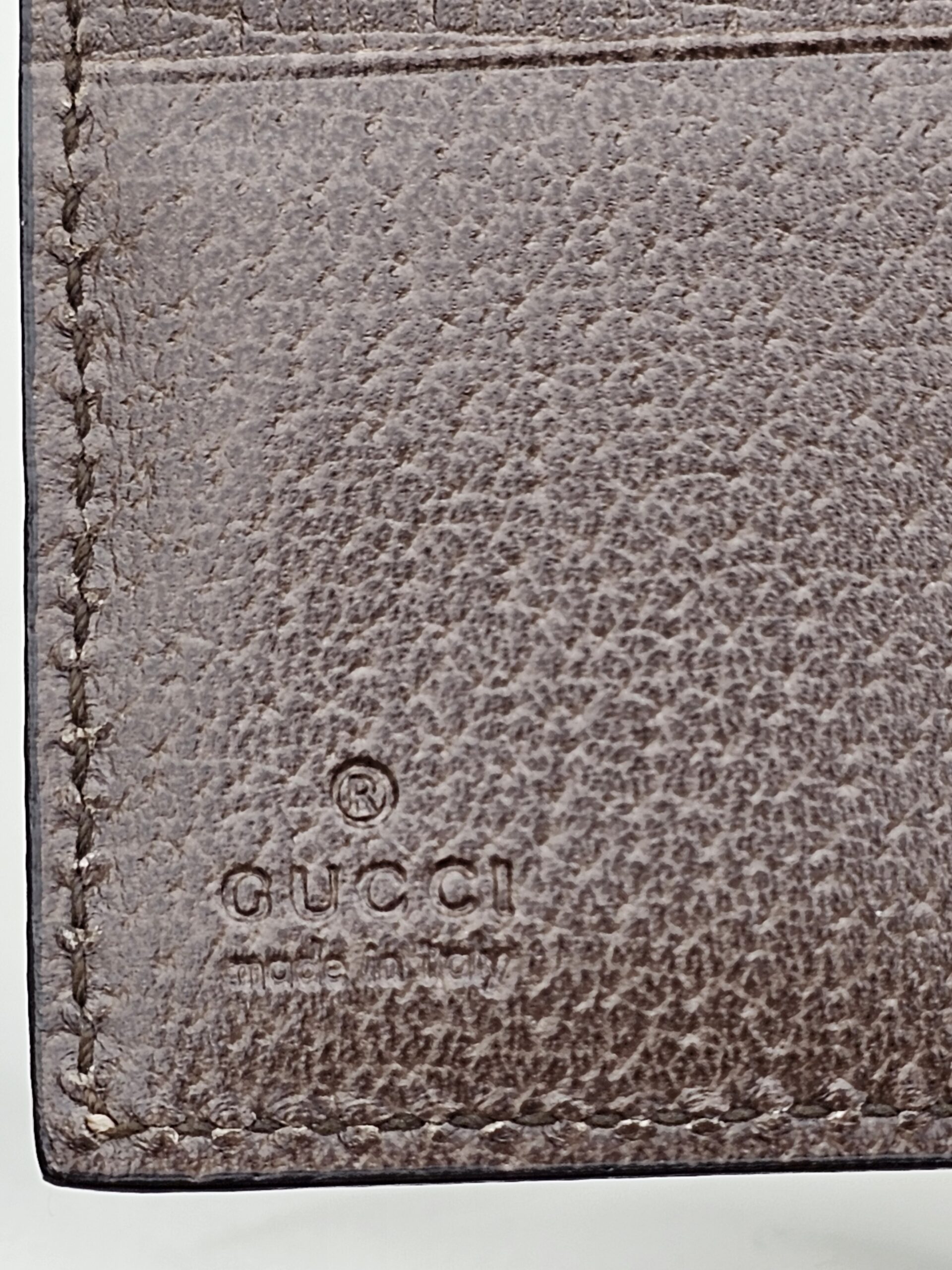 GG Supreme Bi Fold - Image 10