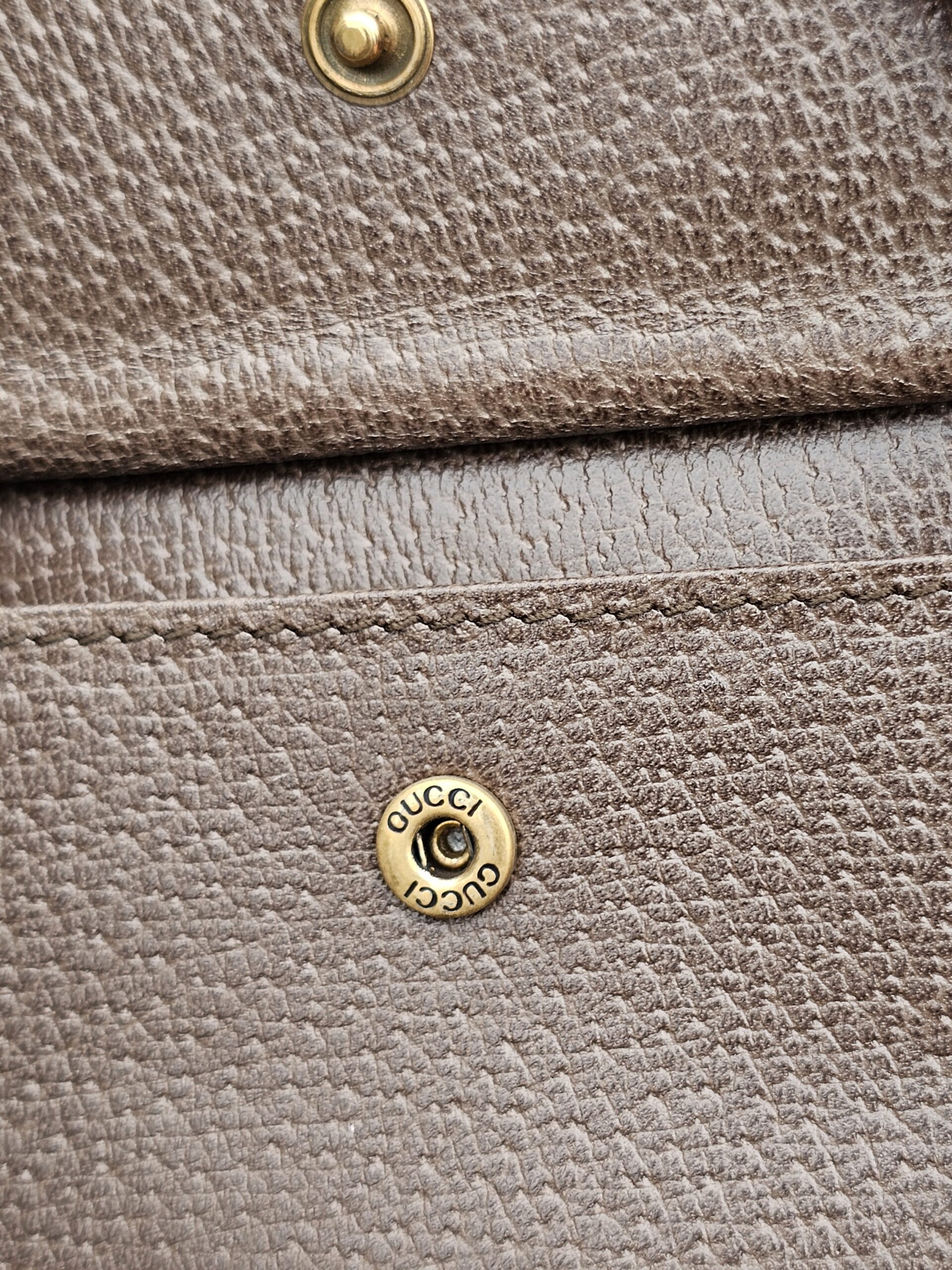 GG Supreme Bi Fold - Image 15