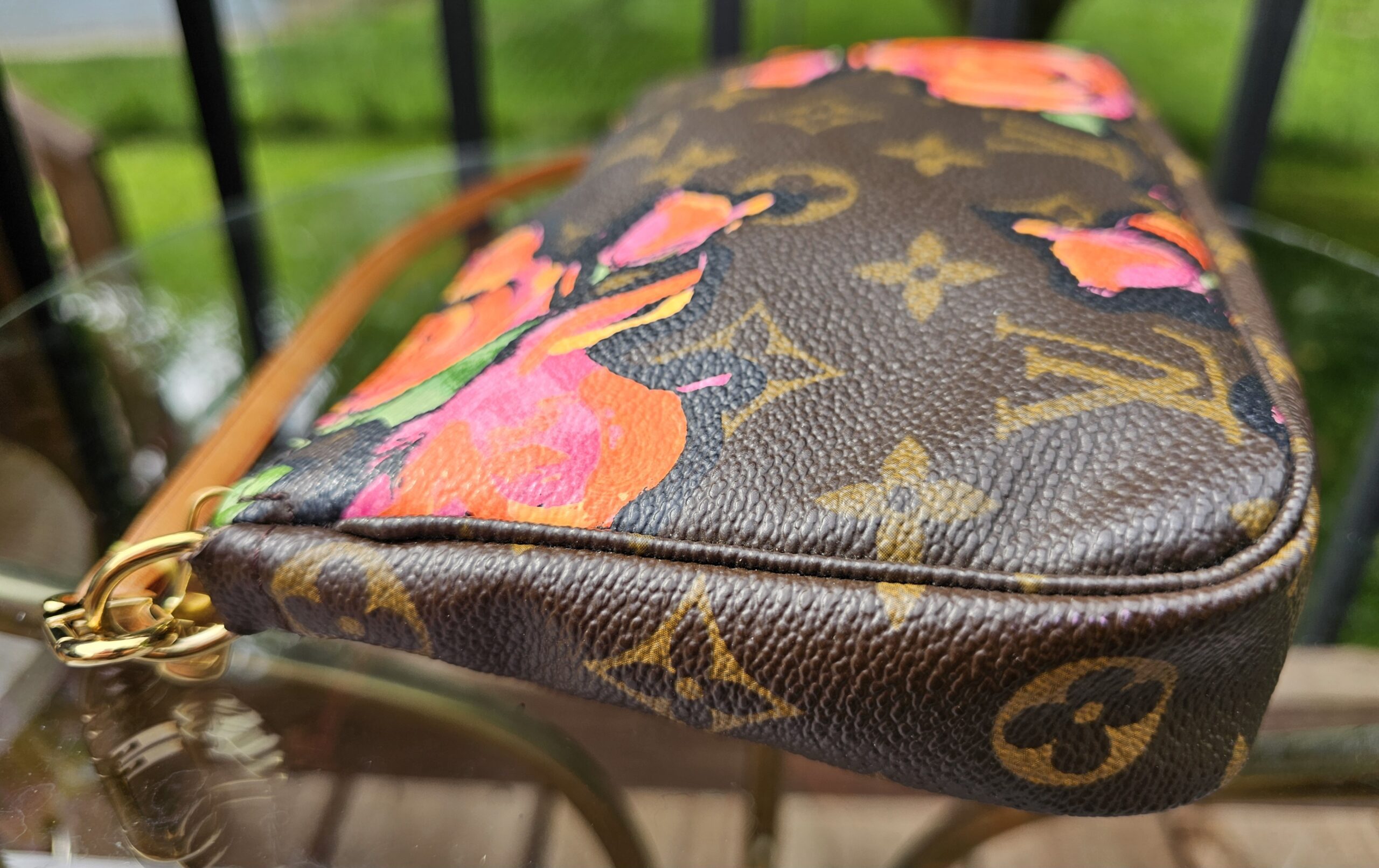 Stephen Sprouse Roses Pochette - Image 5