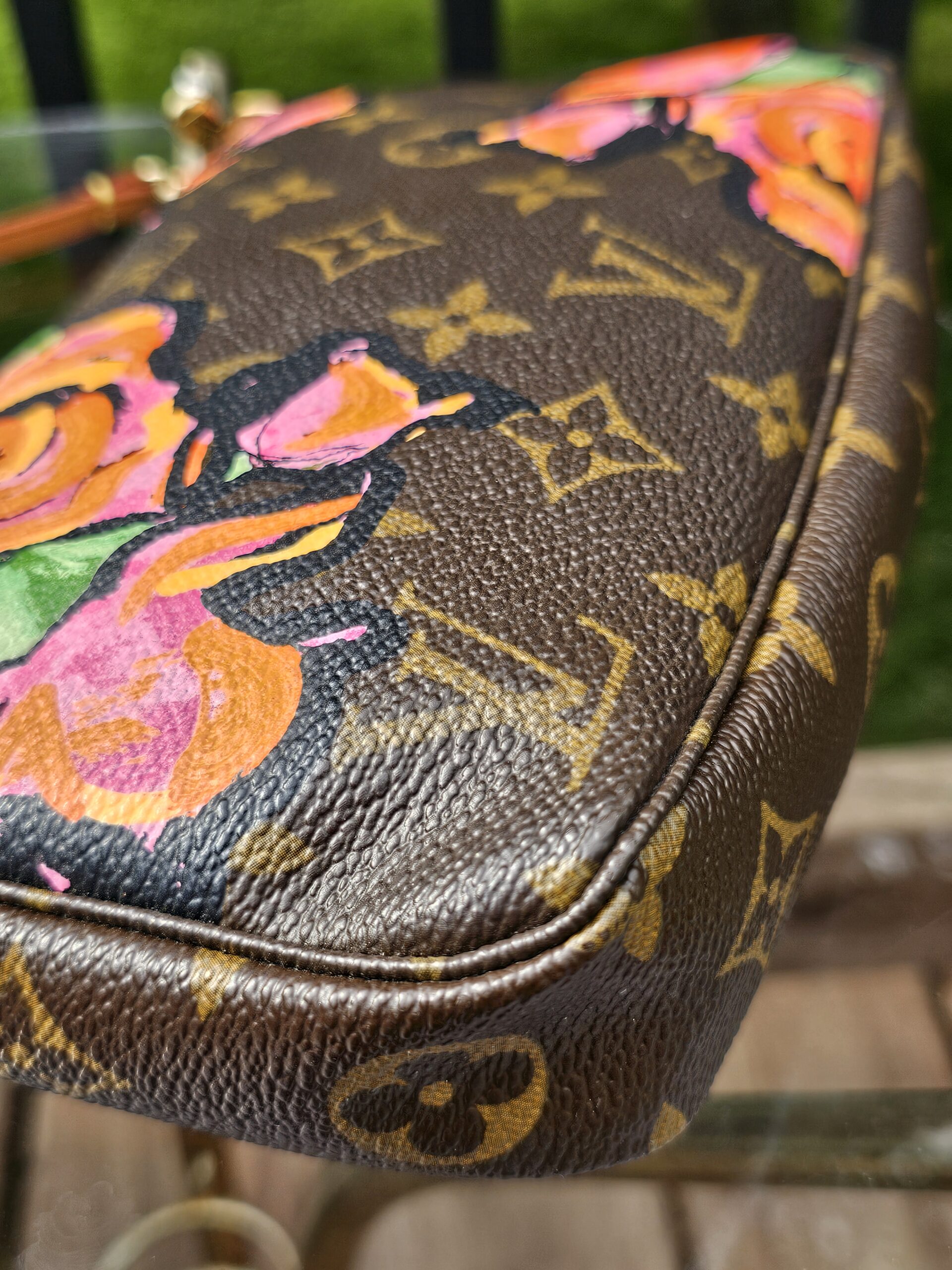 Stephen Sprouse Roses Pochette - Image 10