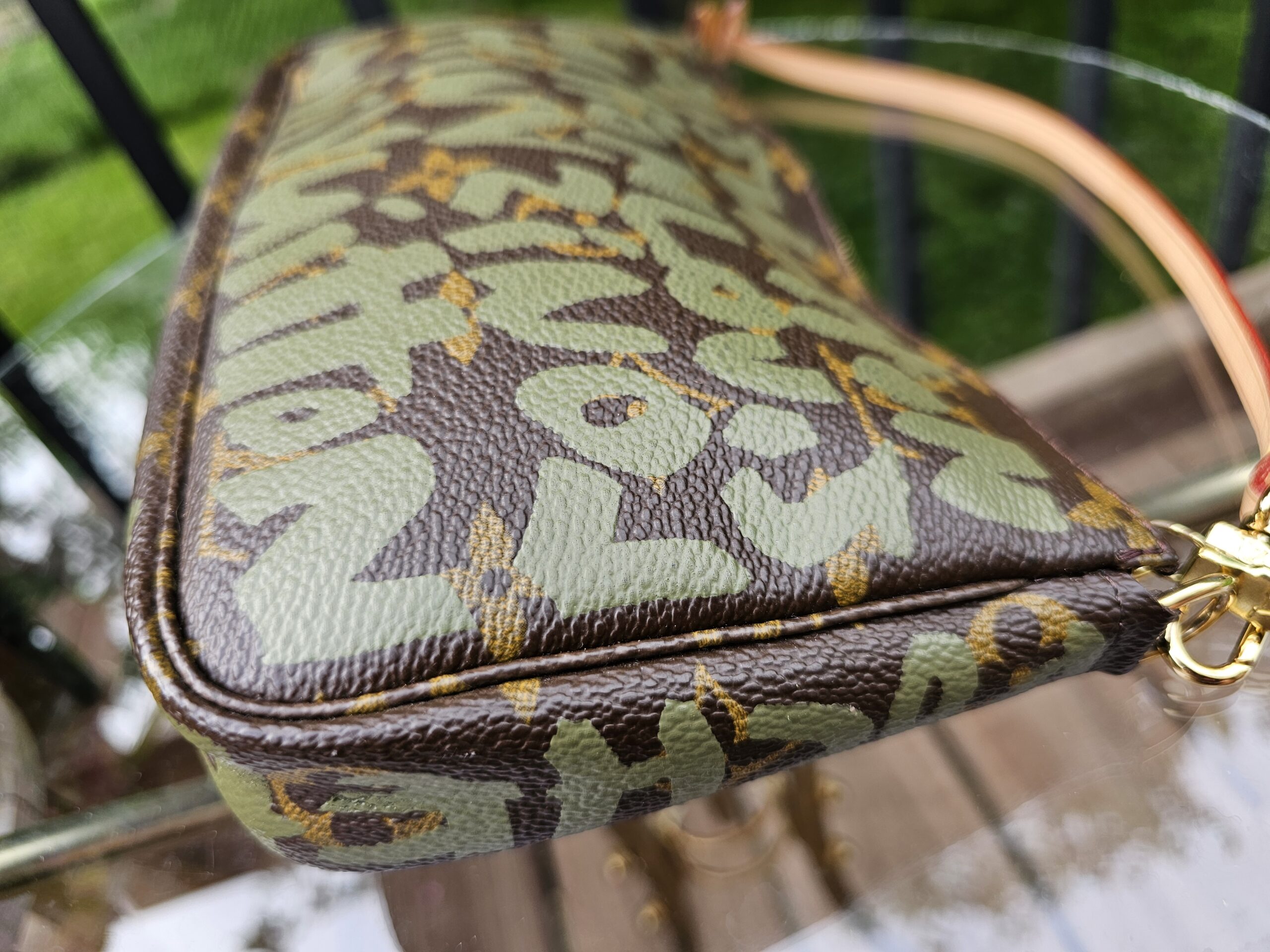 Stephen Sprouse Graffiti Pochette - Image 6