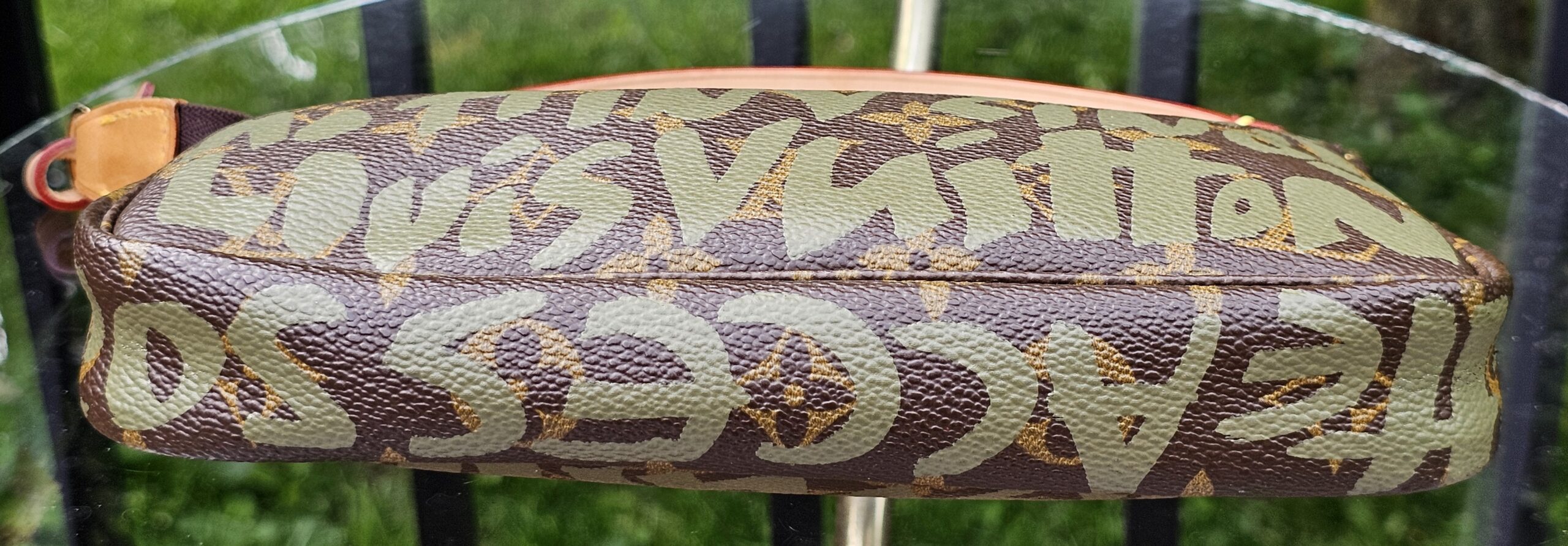 Stephen Sprouse Graffiti Pochette - Image 9
