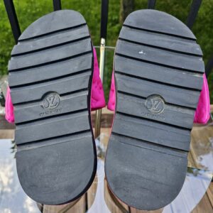 Pillow Comfort Mules - Image 10