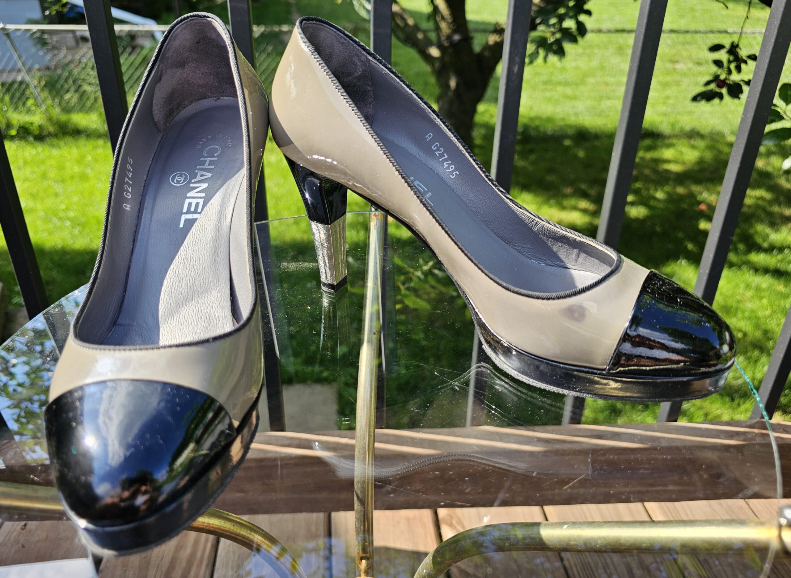 CC patent leather pumps