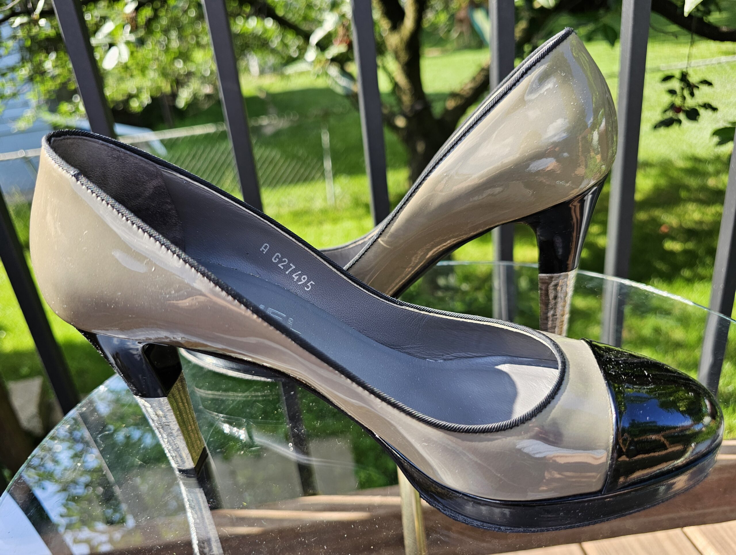 CC patent leather pumps - Image 7