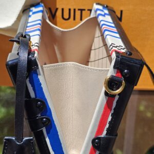 Petite Malle Grand Prix - Image 19