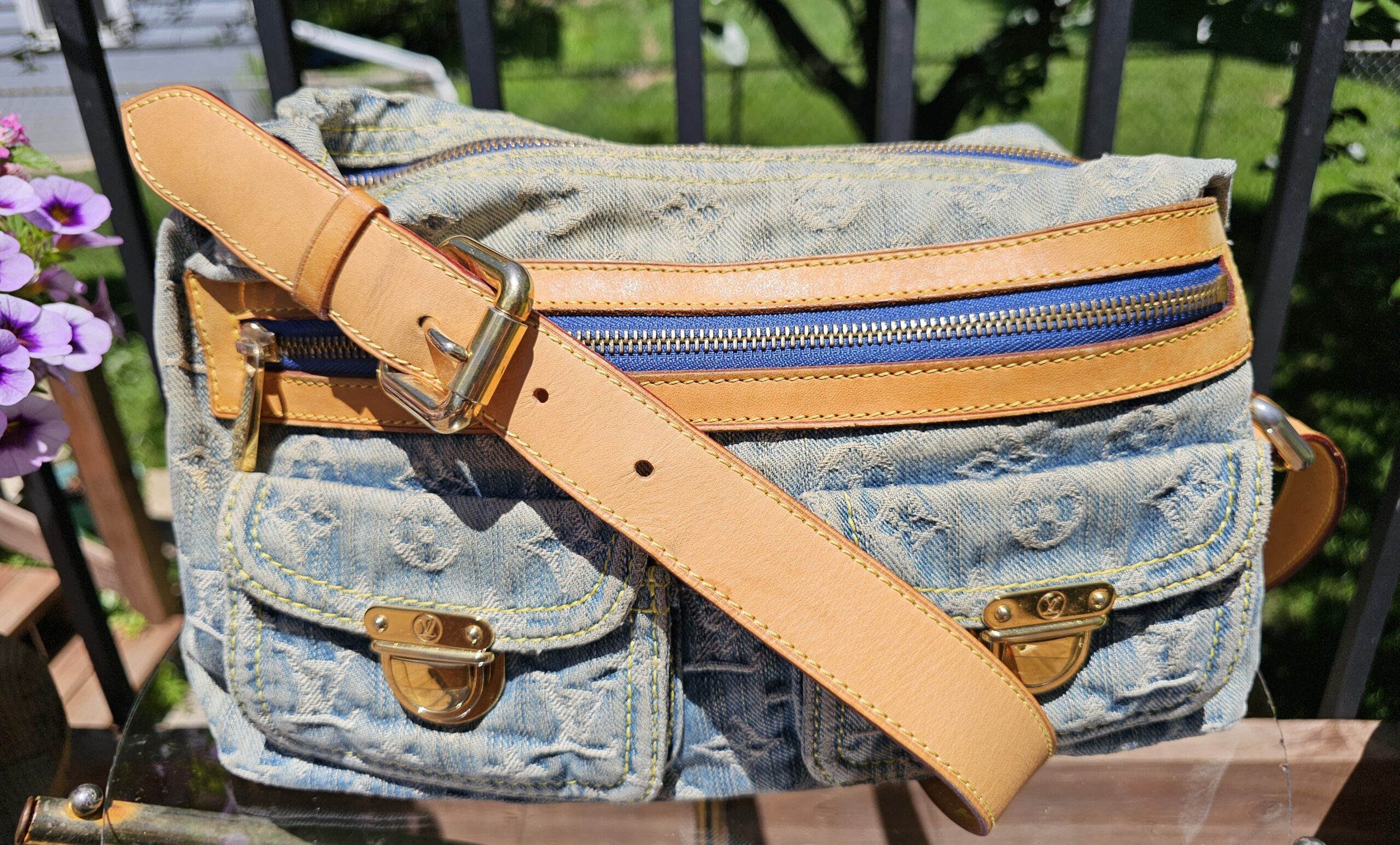Denim Baggy PM w/Long Stap