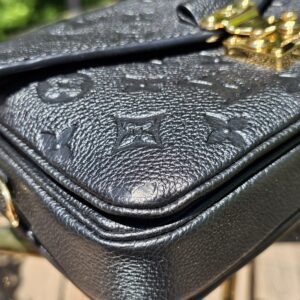 Pochette Metis East West - Image 10