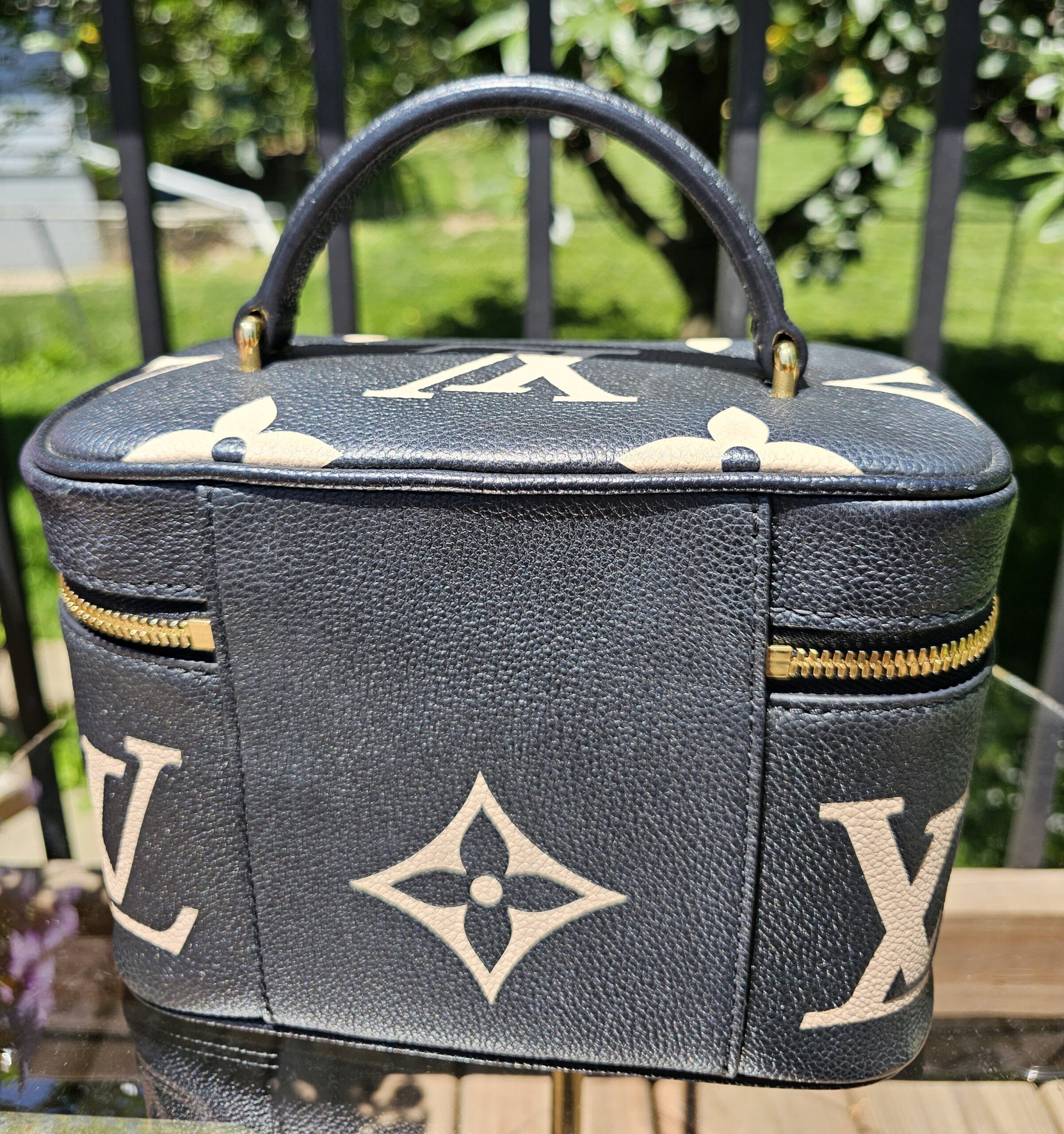 Bicolor Vanity PM - Image 4