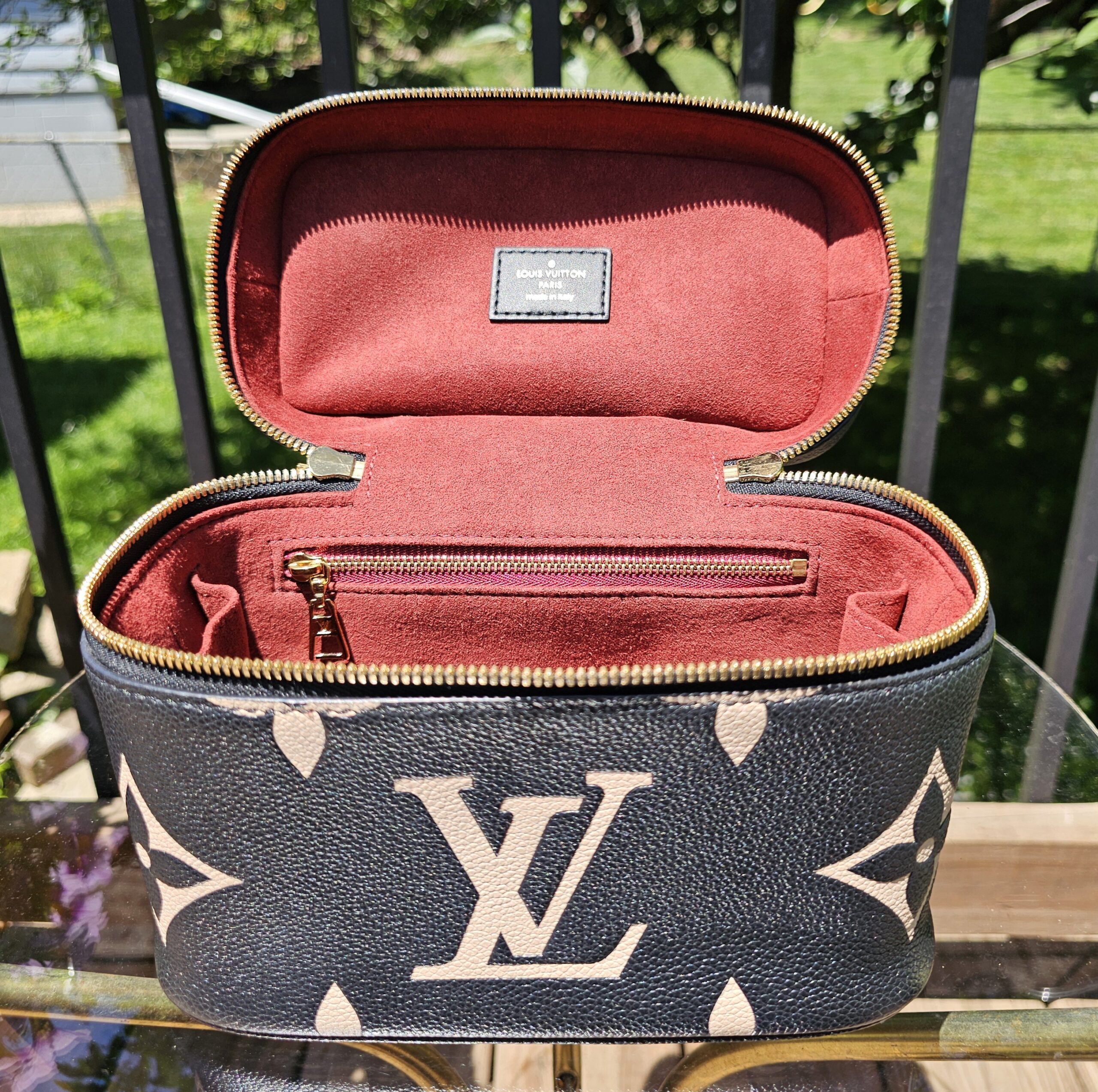 Bicolor Vanity PM - Image 16