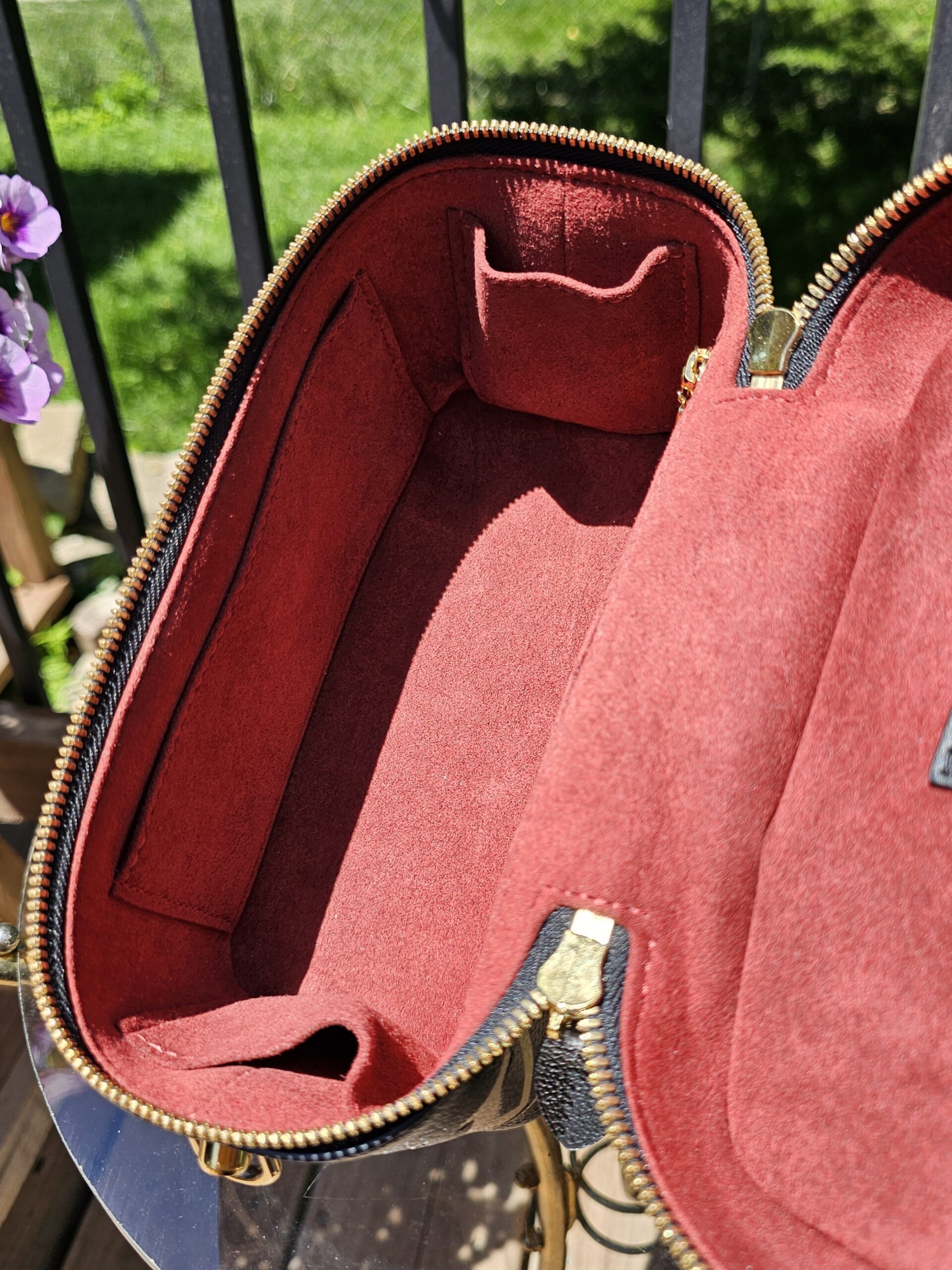 Bicolor Vanity PM - Image 18