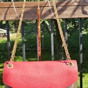 Cerise Pallas Chain