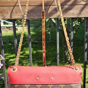 Cerise Pallas Chain - Image 3