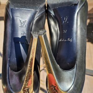 Leather Metallic Pumps - Image 11