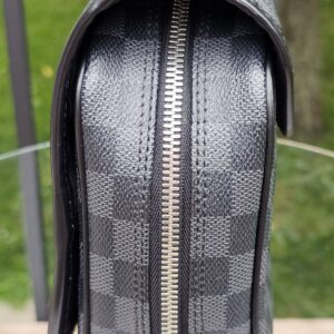 Graphite Hanging Toiletry Kit - Image 5