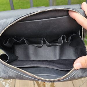 Graphite Hanging Toiletry Kit - Image 9
