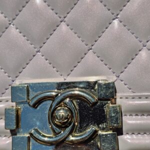 Chanel Boy Bag Medium Purple Patent - Image 10