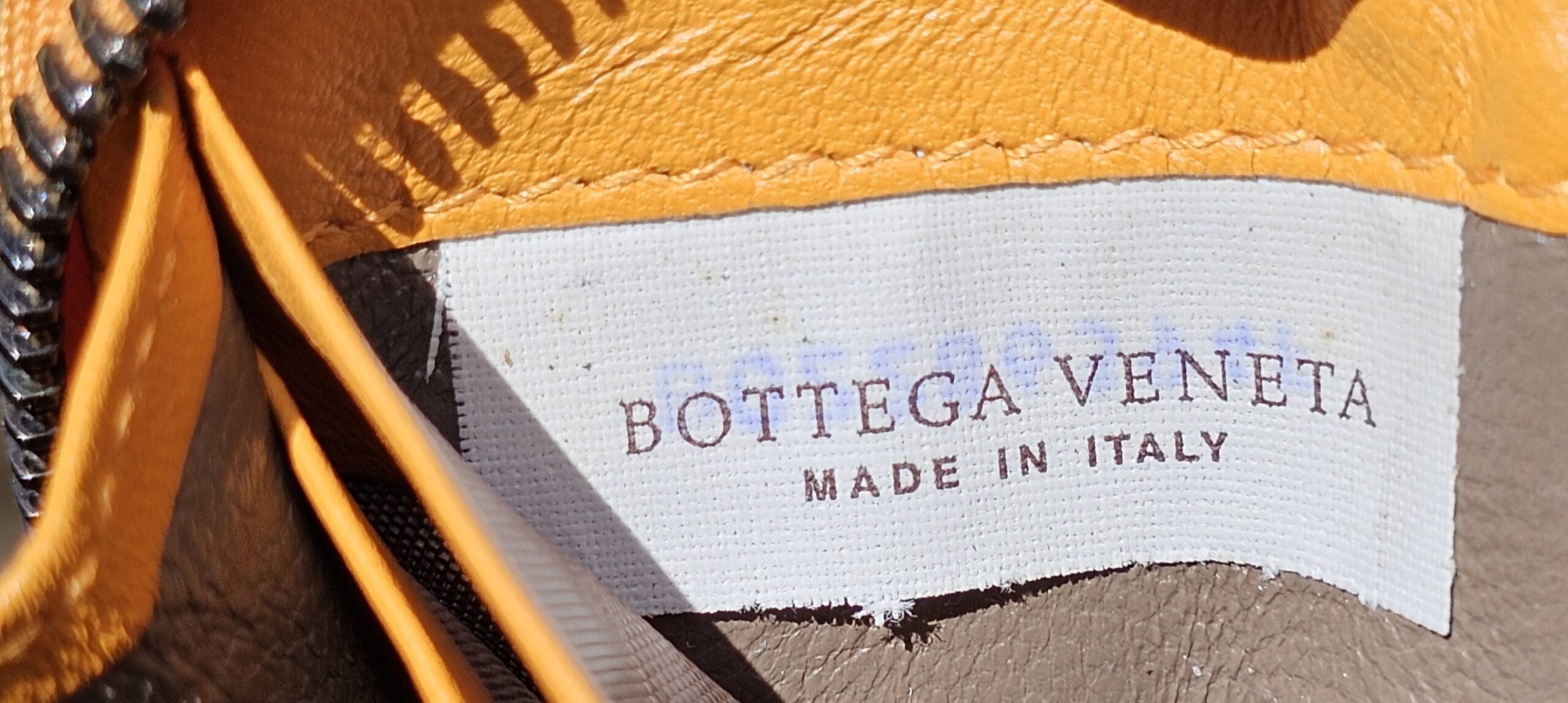 Intrecciato Weave Continental Wallet - Image 12