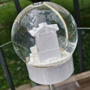 VIP Snowglobe - Image 3