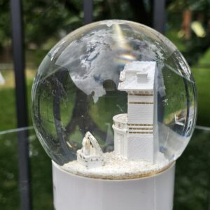 VIP Snowglobe - Image 4