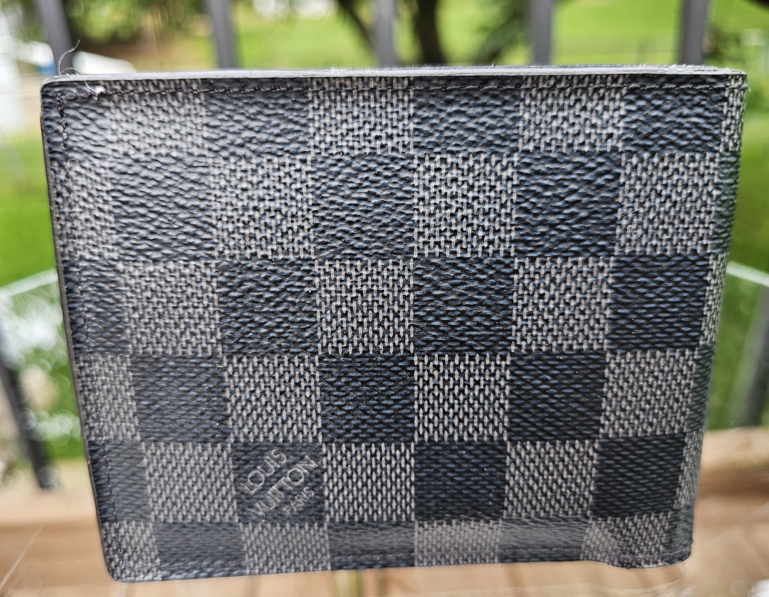 Graphite Bi Fold - Image 3