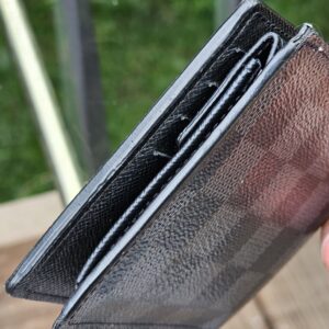 Graphite Bi Fold - Image 6