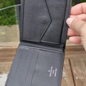 Graphite Bi Fold - Image 10