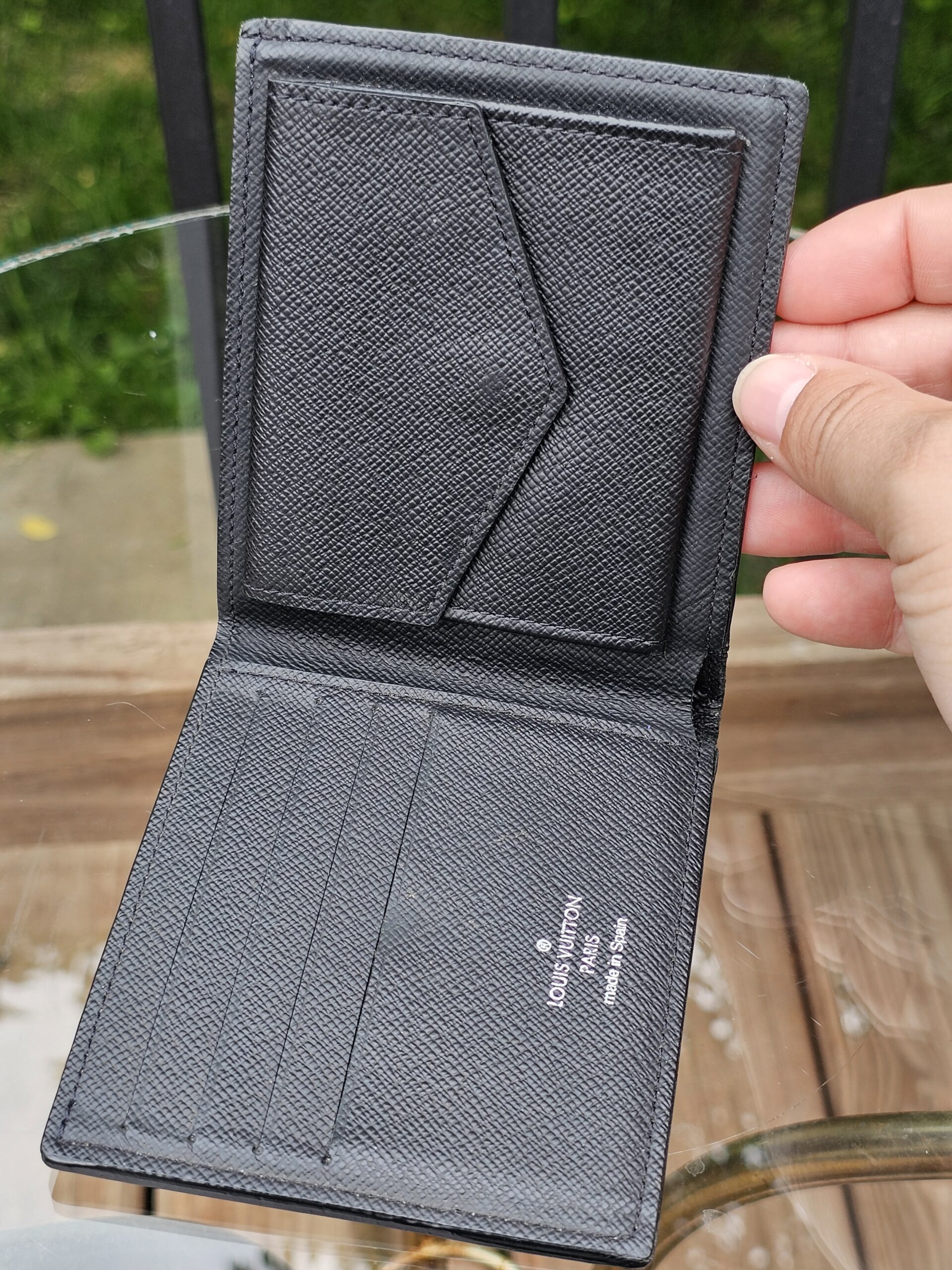 Graphite Bi Fold - Image 10