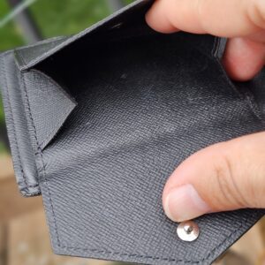 Graphite Bi Fold - Image 13