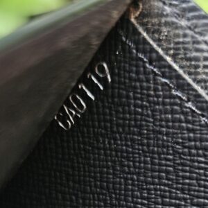 Graphite Bi Fold - Image 14
